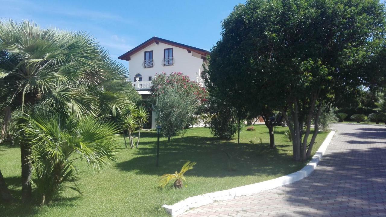 كاباتشو - بايستوم B&B Villa Di Bartolomeo المظهر الخارجي الصورة